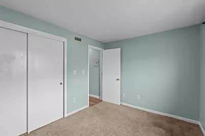 5455 N Main St #13E, Fall River, MA 02720 - Photo 13