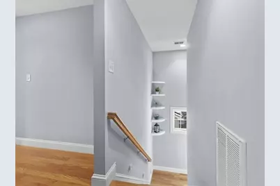 40 Catherine #B, Boston, MA 02131 - Photo 25