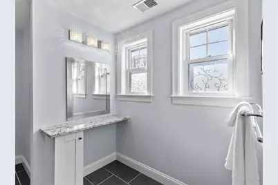 40 Catherine #B, Boston, MA 02131 - Photo 19