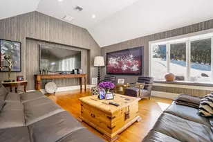 10 Hallwood Rd, Brookline, MA 02467 - Photo 7