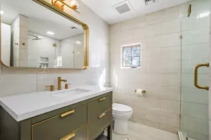 10 Hallwood Rd, Brookline, MA 02467 - Photo 27