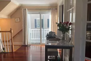 220 Grove St, Waltham, MA 02453 - Photo 5