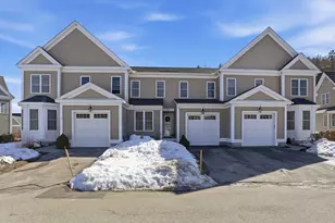 5 Bayberry Ln, Ayer, MA 01432 - Photo 1
