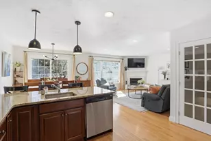 5 Bayberry Ln, Ayer, MA 01432 - Photo 9