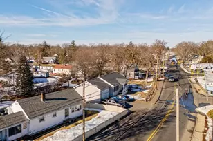 84 Montcalm St, Chicopee, MA 01020 - Photo 39