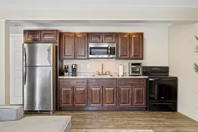 84 Montcalm Street, Chicopee, MA 01020 - Photo 29