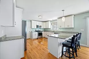 84 Montcalm St, Chicopee, MA 01020 - Photo 7