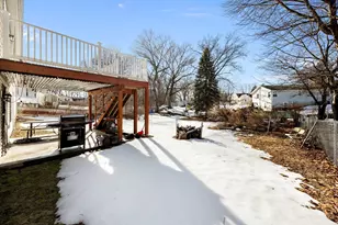 84 Montcalm St, Chicopee, MA 01020 - Photo 35