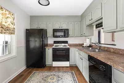 106 Laurelwood Dr #106, Hopedale, MA 01747 - Photo 3