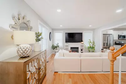 30 Oak Meadow Pl #30, Bridgewater, MA 02324 - Photo 7