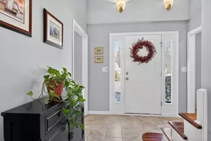 10 Sawyer Rd, Northborough, MA 01532 - Photo 3