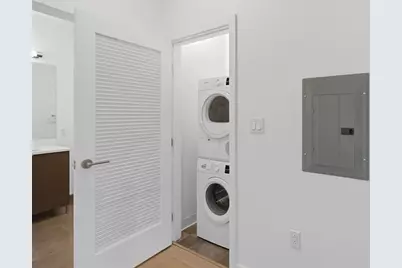 65 Lewis St #PH12, Boston, MA 02128 - Photo 23