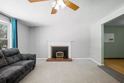 74 Locust Ave, Southbridge, MA 01550 - Photo 9