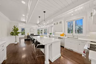 241 Lowell Rd, Wellesley, MA 02481 - Photo 7