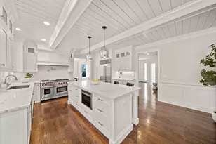 241 Lowell Rd, Wellesley, MA 02481 - Photo 9