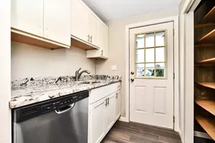 37 Wilbur St, Taunton, MA 02780 - Photo 3