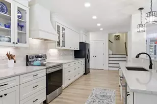 7 Crane Landing Rd, Wareham, MA 02571 - Photo 3