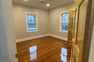 200 Hyde Park Ave, Boston, MA 02130 - Photo 9