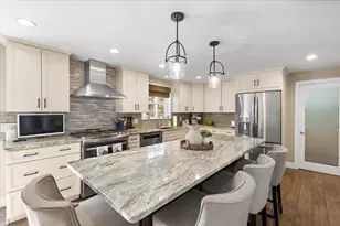 282 Thurston St, Wrentham, MA 02093 - Photo 7