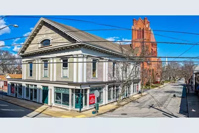 24 Center St, Fairhaven, MA 02719 - Photo 3