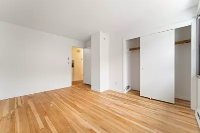 35 Dustin St, Worcester, MA 01604 - Photo 15