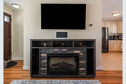 248 Saint Nicholas Ave, Worcester, MA 01606 - Photo 5