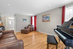 244 Rolling Meadow Dr, Holliston, MA 01746 - Photo 9