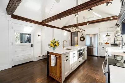 1030 Washington St, Gloucester, MA 01930 - Photo 3