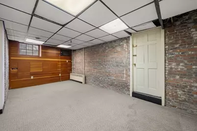 4 Derne St #1, Boston, MA 02114 - Photo 11