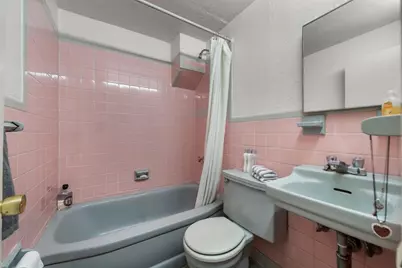 4 Derne St #1, Boston, MA 02114 - Photo 9