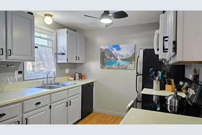 93 Pennacook Drive #93, Leominster, MA 01453 - Photo 5