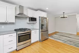 19 Everett St, Waltham, MA 02453 - Photo 5