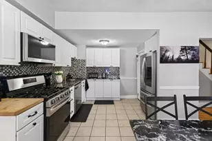 24 Mague Ave, Newton, MA 02465 - Photo 9