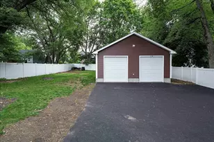 67 Pine St, Milford, MA 01757 - Photo 23