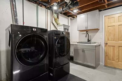 49 Raymond St, Weymouth, MA 02189 - Photo 31