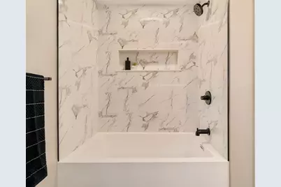 246 Bremen St #3, Boston, MA 02128 - Photo 31