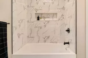 246 Bremen St, Boston, MA 02128 - Photo 31