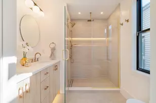 246 Bremen St, Boston, MA 02128 - Photo 25