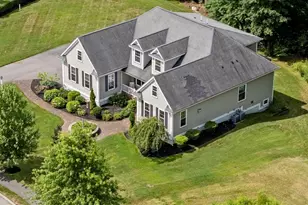 27 Henrys Ln, Norwell, MA 02061 - Photo 3