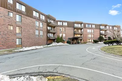 1008 Paradise Road #1M, Swampscott, MA 01907 - Photo 3