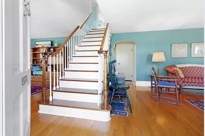 61 Oxford St., Fairhaven, MA 02719 - Photo 5