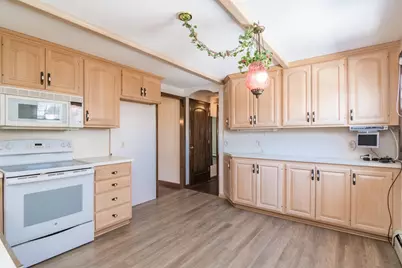 105 Montgomery St, Westfield, MA 01085 - Photo 9