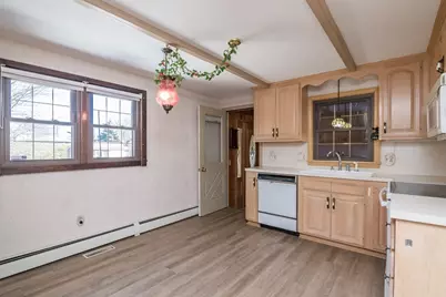 105 Montgomery St, Westfield, MA 01085 - Photo 13