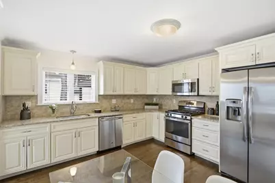 33-35 Howard Street #35-1, Watertown, MA 02472 - Photo 9