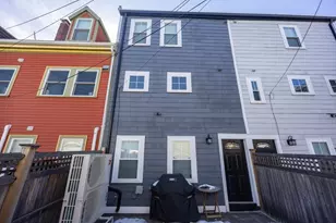 2 Coral Pl, Boston, MA 02129 - Photo 35