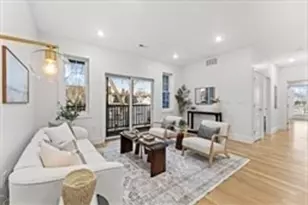 272 Lincoln St, Marlborough, MA 01752 - Photo 3