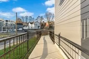 272 Lincoln St, Marlborough, MA 01752 - Photo 17