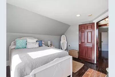 325 Mountain Ave, Revere, MA 02151 - Photo 19