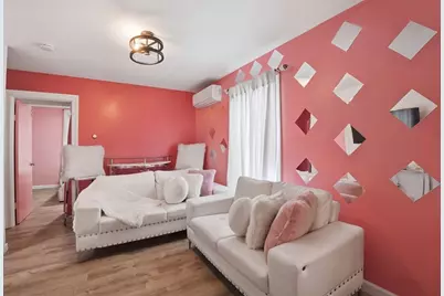 28 Warnock Street, Lowell, MA 01852 - Photo 7