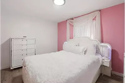 28 Warnock Street, Lowell, MA 01852 - Photo 11